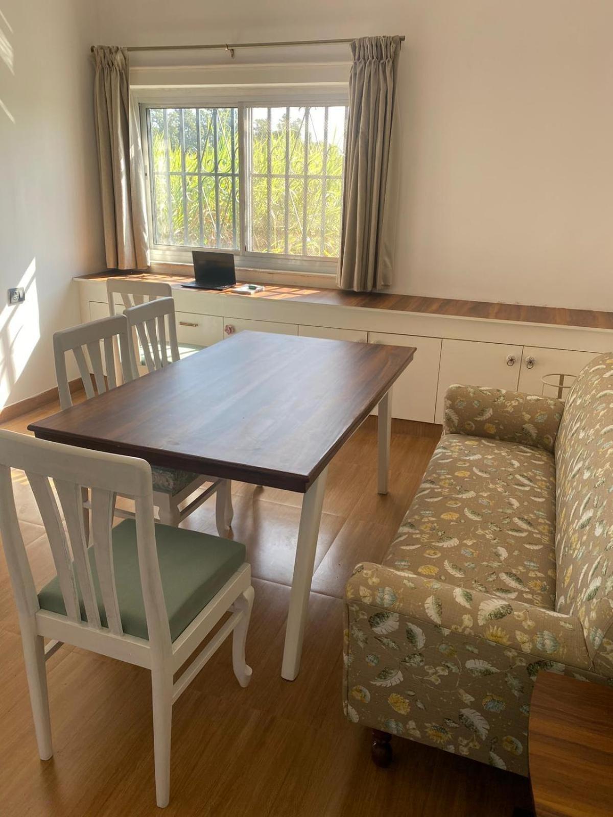 The Bougainvillea Cottage Farmstay Near Dehradun , 2 Bedroom Private Cottage Next To Fields And Orchards With Hill Views ภายนอก รูปภาพ